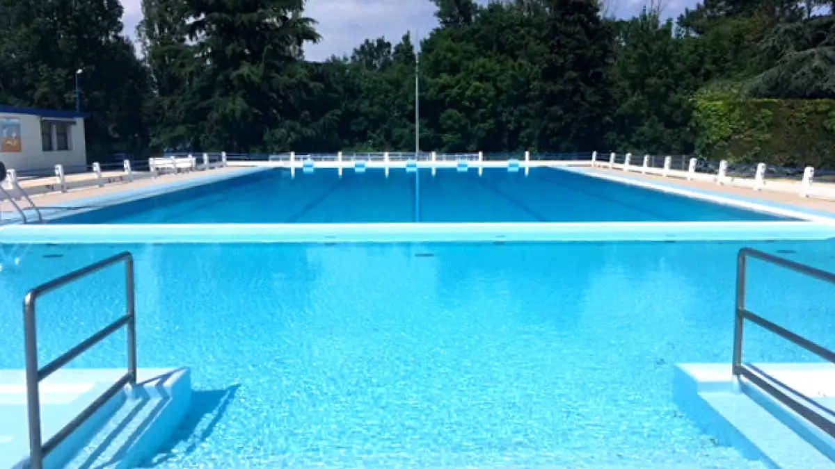 PISCINE DE GRENADE