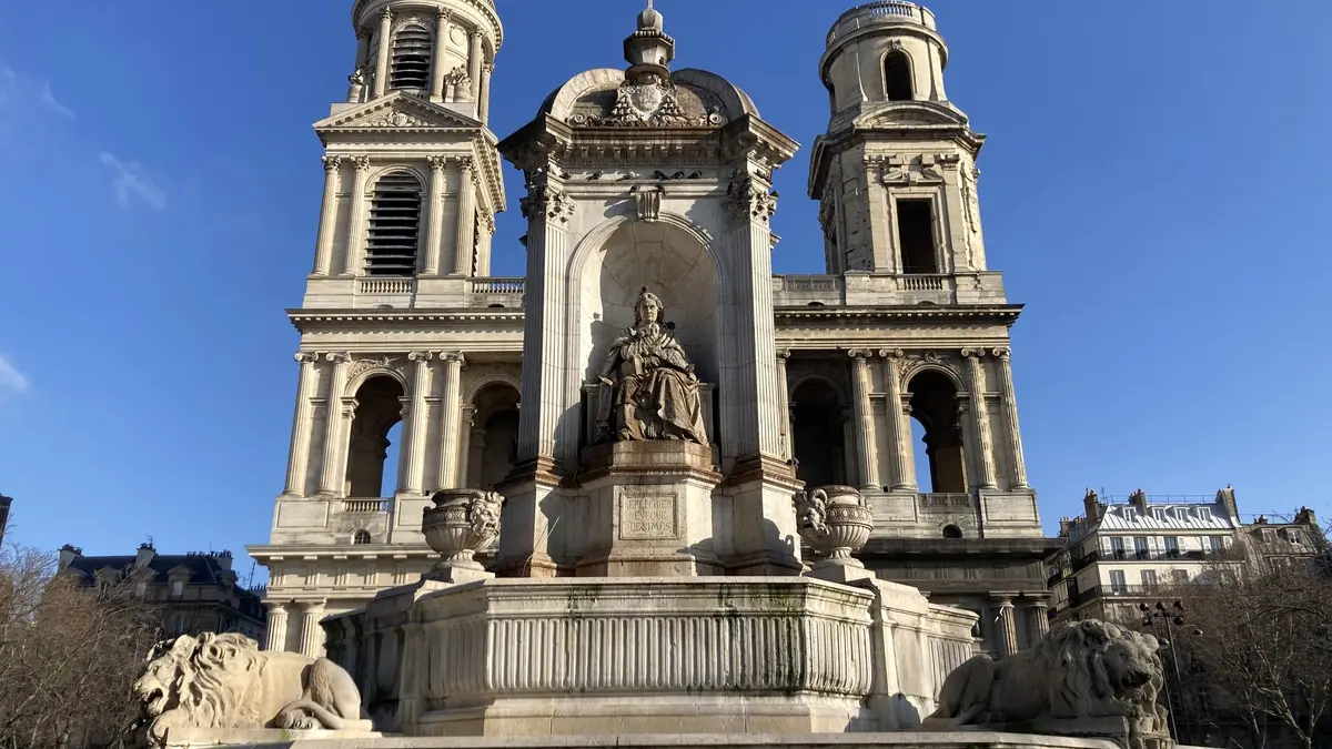 Les symboles cachés de la Rive gauche : visite insolite