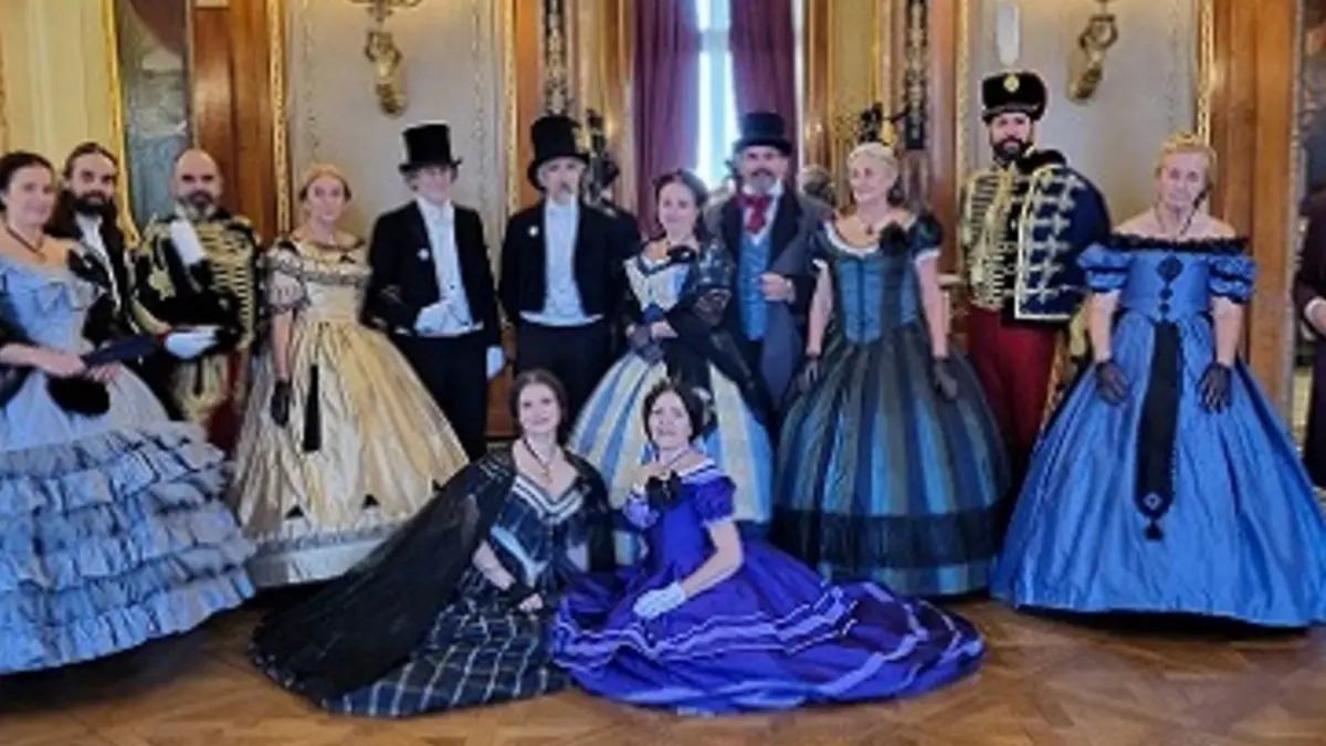 Agenda des bals costumés jusqu'a Noel