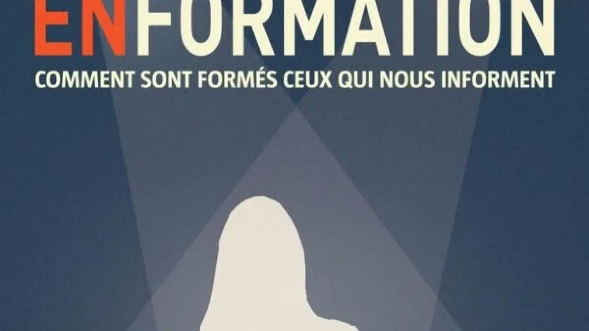 En formation