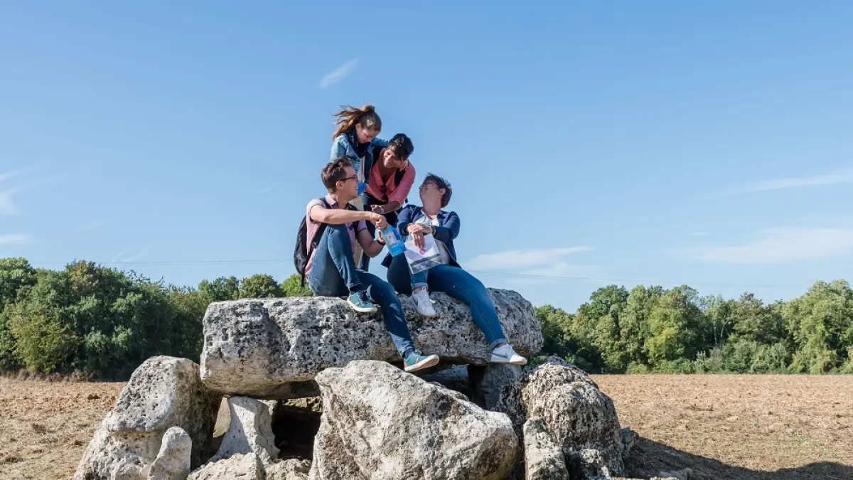 Le dolmen de la Pierre Laye