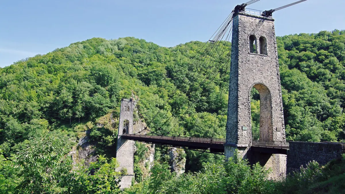 Du Pont-Aubert aux Rochers Noirs