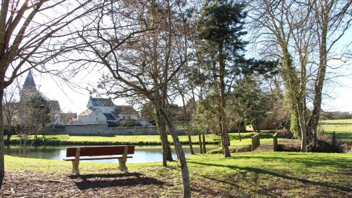 3- Les plaines du Berry commune de Bessais-Le-Fromental