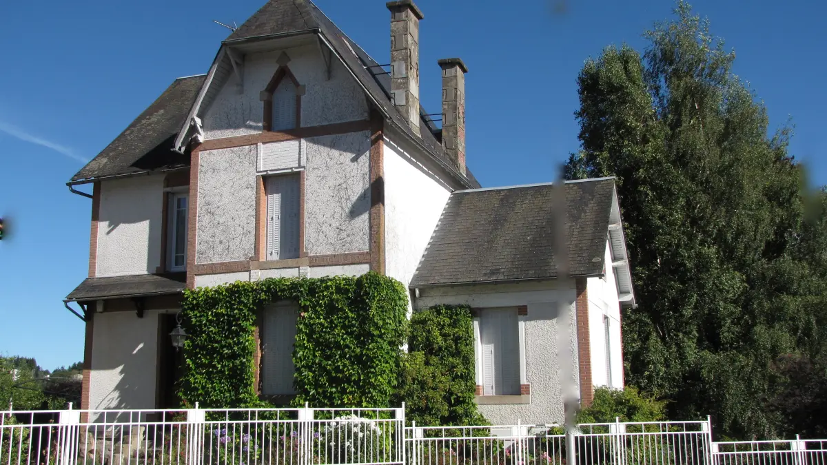 30. Maison Estrade - Janoueix, Audy