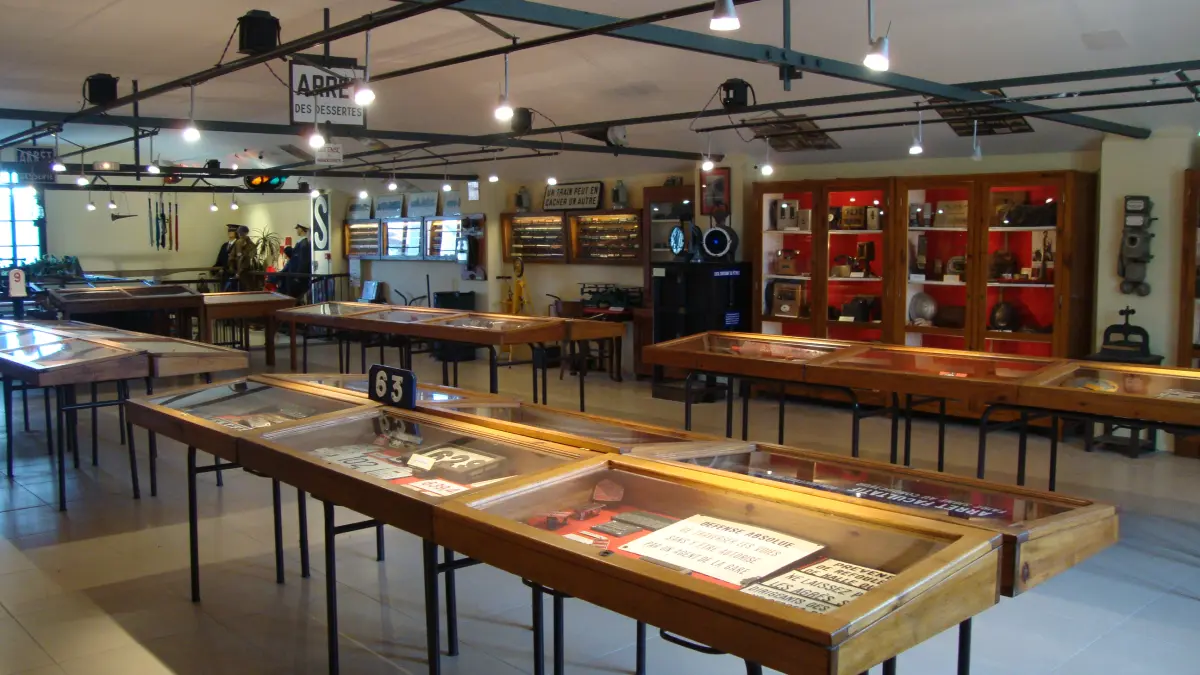 Musée d'objets ferroviaires anciens
