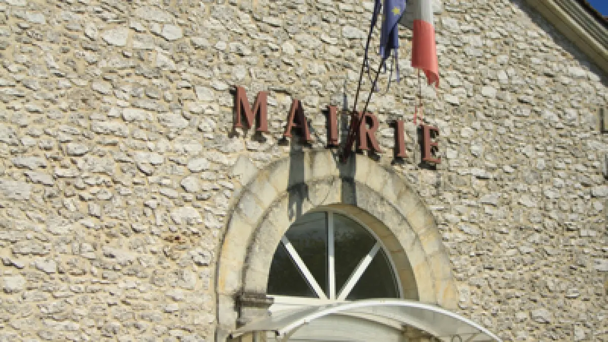 Mairie de La Roquille