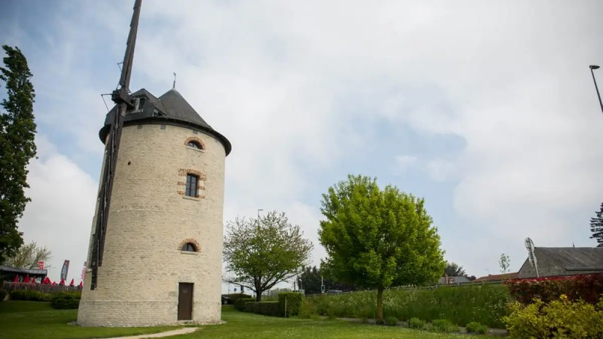 Moulin de pierre d'Artenay