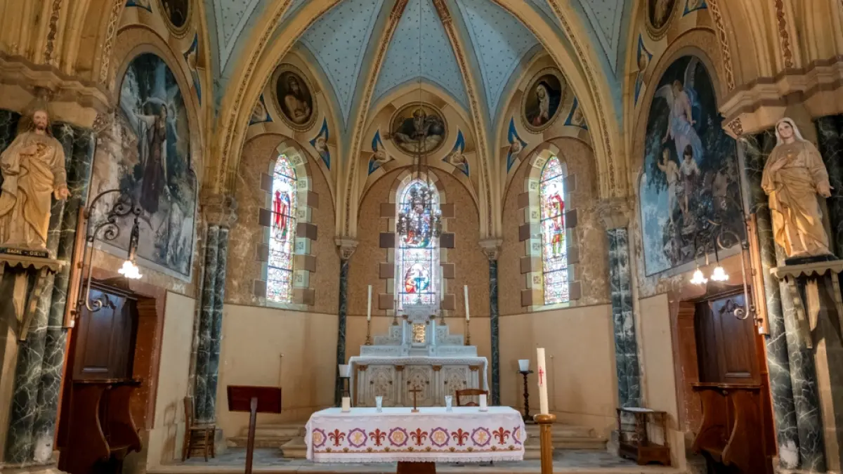 Eglise Notre Dame et peintures de Giovanni Masutti à Baleyssagues