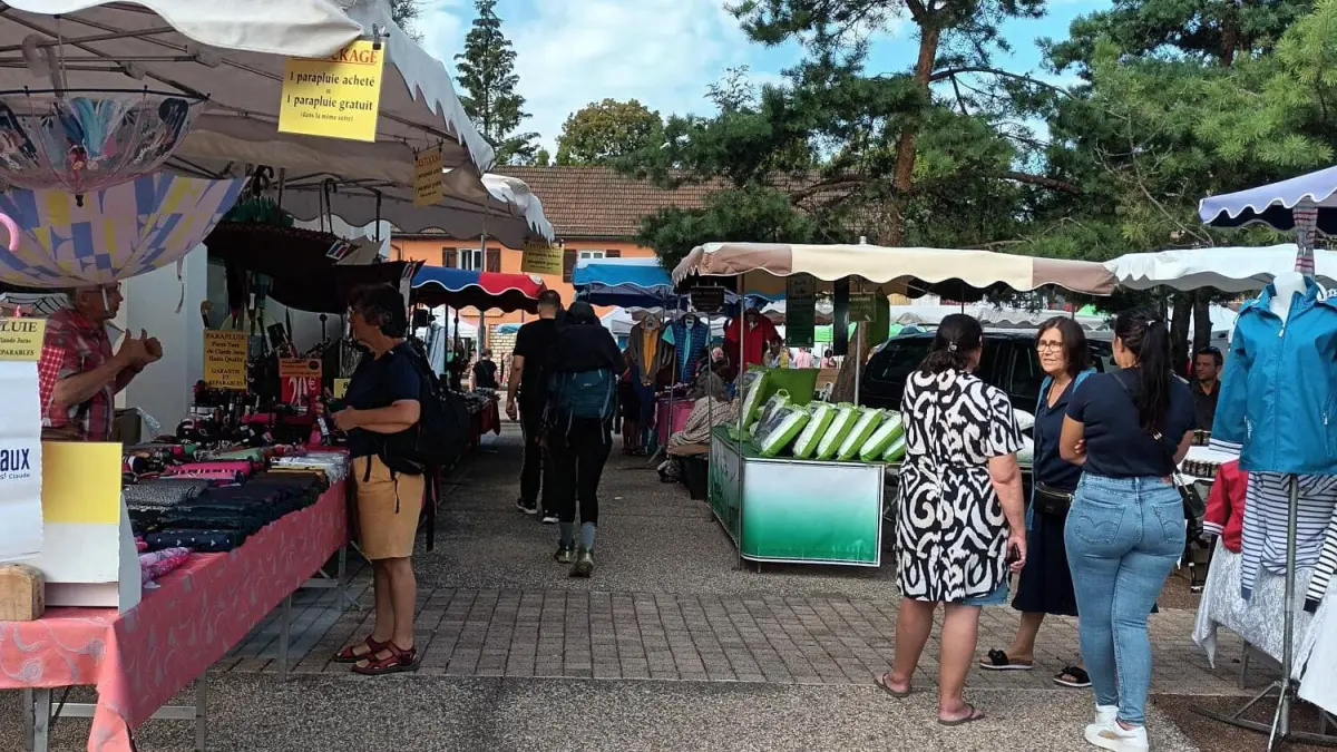 Marché hebdomadaire de Saint-Laurent-en-Grandvaux