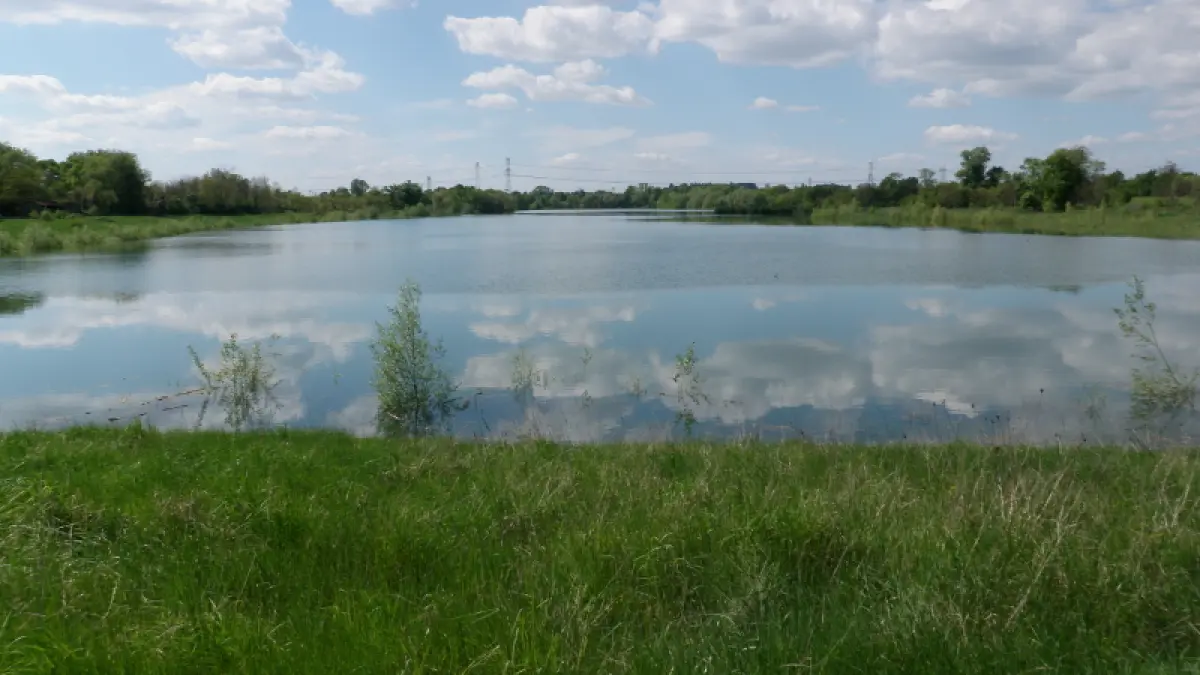 Plan d'eau "les Grèves des Tuileries"
