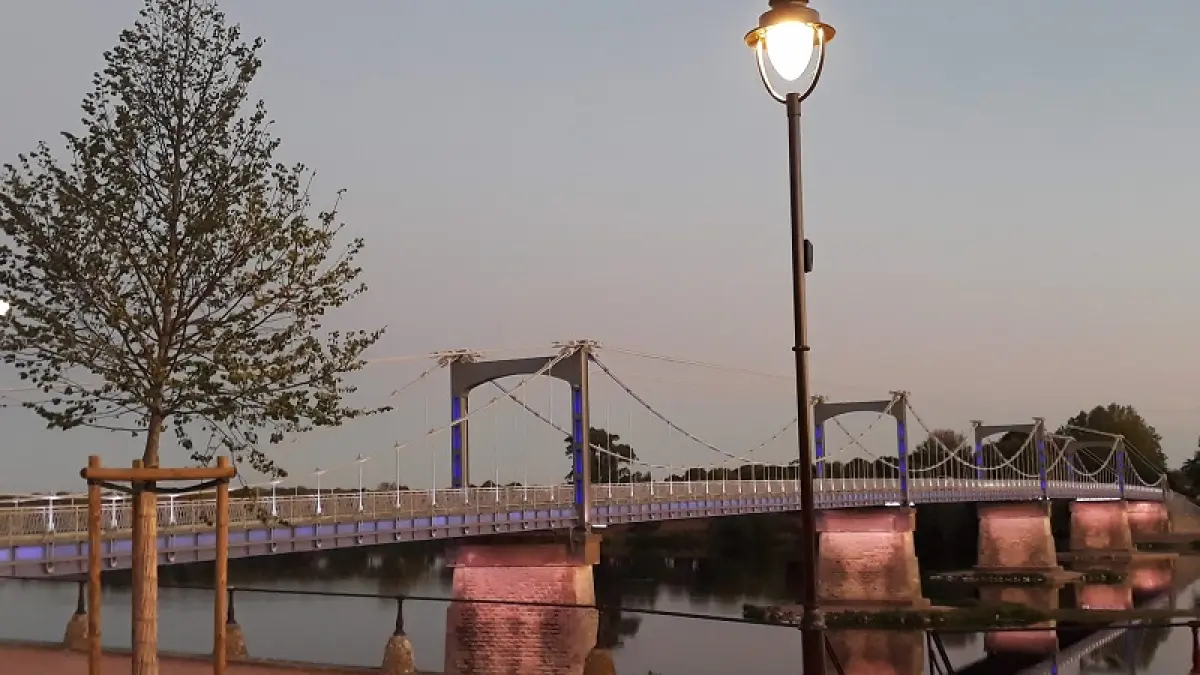 Pont et lumières