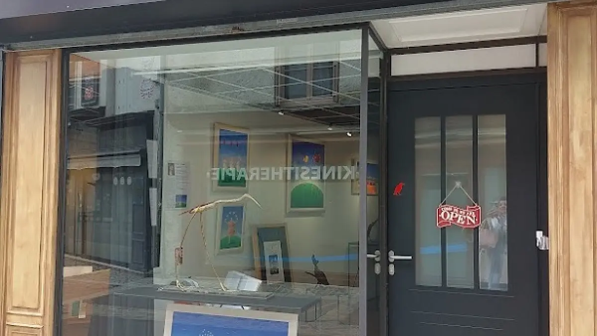 Corbeau Rouge, galerie Julie Anne B.