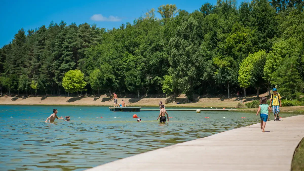 Plan d'eau Écoute s'il Pleut
