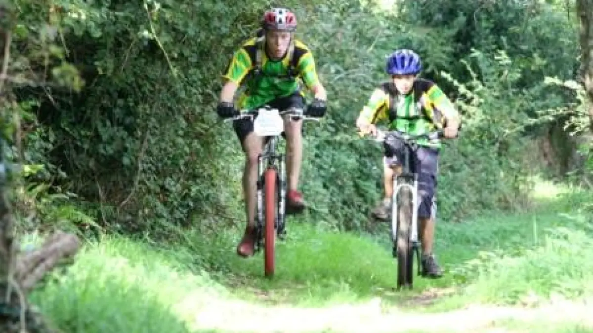 De chemins de fer en chemins de terre