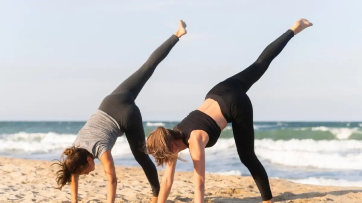 PILATES À LA PLAGE