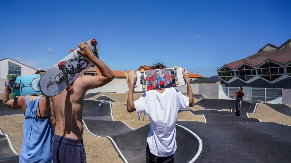 PUMP TRACK