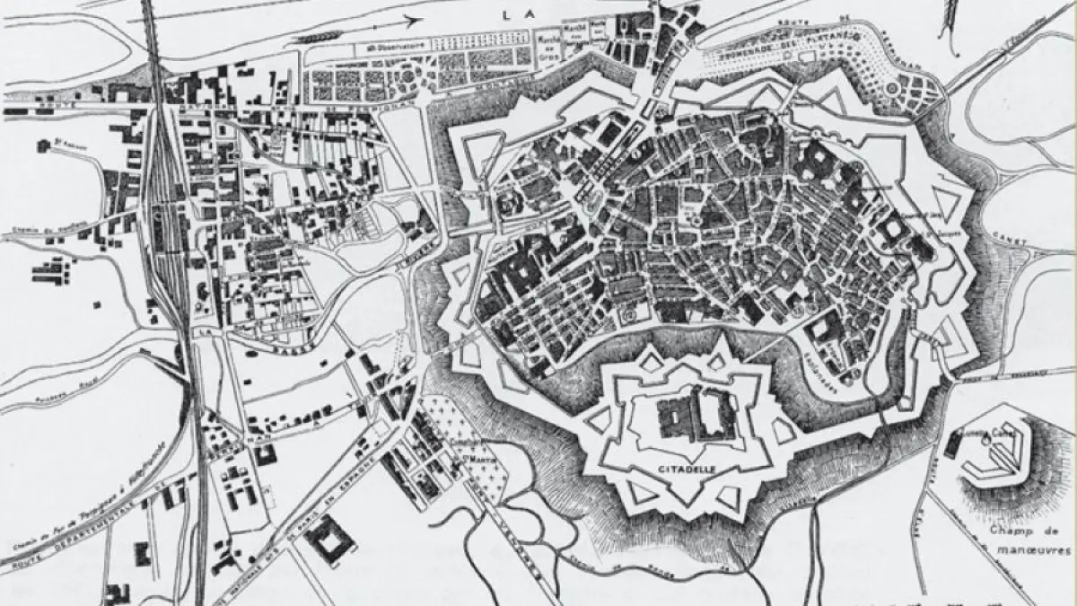 TRAME URBAINE : LES VESTIGES  DE L'HISTOIRE