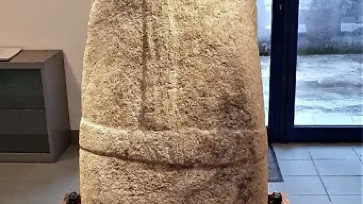 Statue menhir du Rech