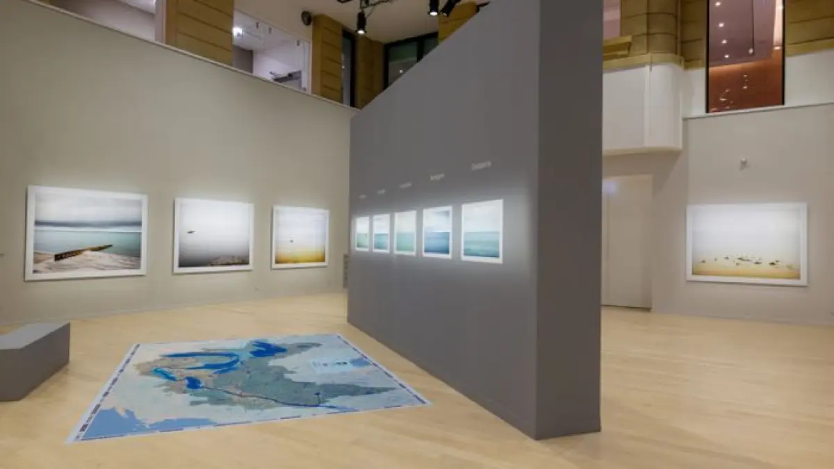 Ouverture exceptionnelle et visites guidées - Exposition Robert Burley - Grands Lacs, L'horizon commun des mers intérieures