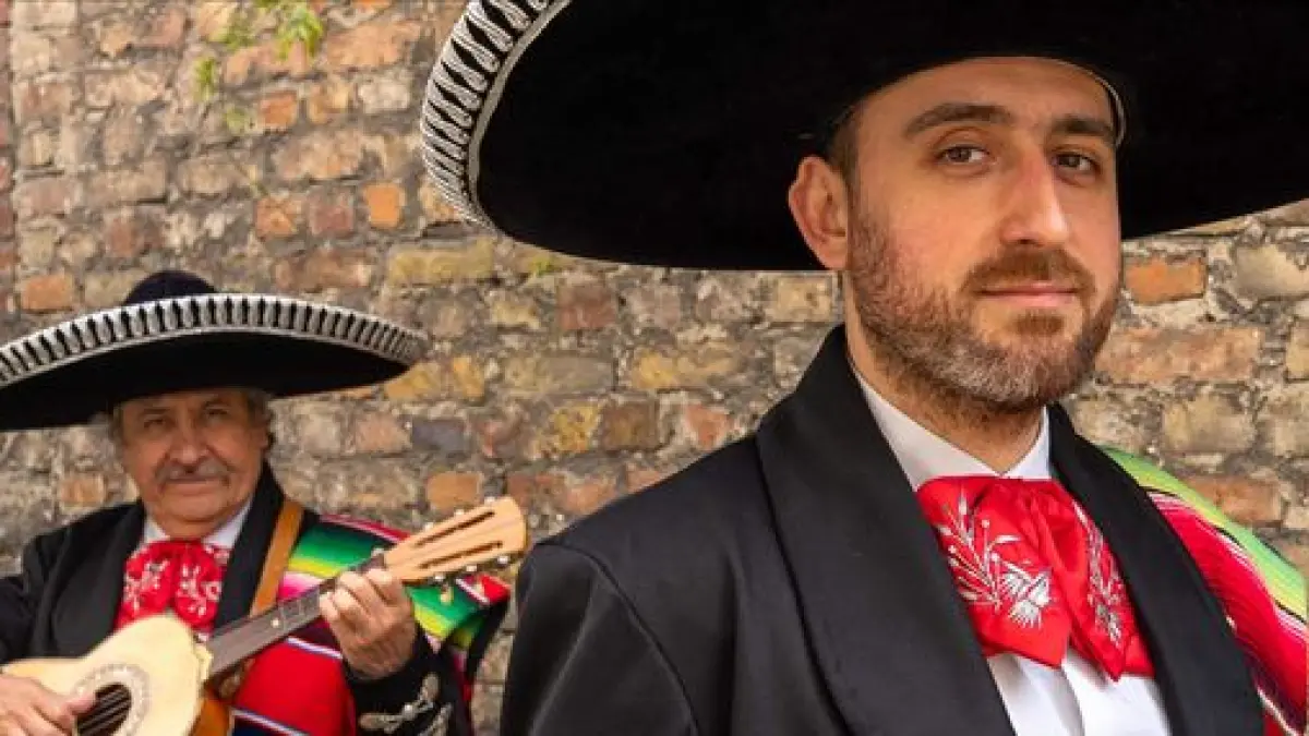 iLOS MARIACHIS! · Aramis Monroy, Hélio Monroy, Nelson Gómez & solistes GECA