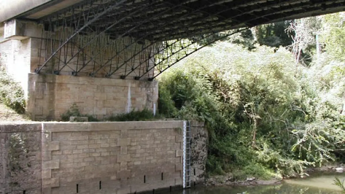 Pont Eiffel à Loubens