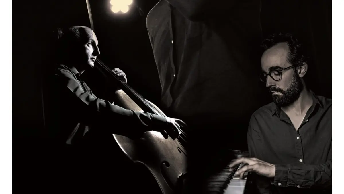 Jeff Vinolo Trio / Par ici… Ici c'est Paris