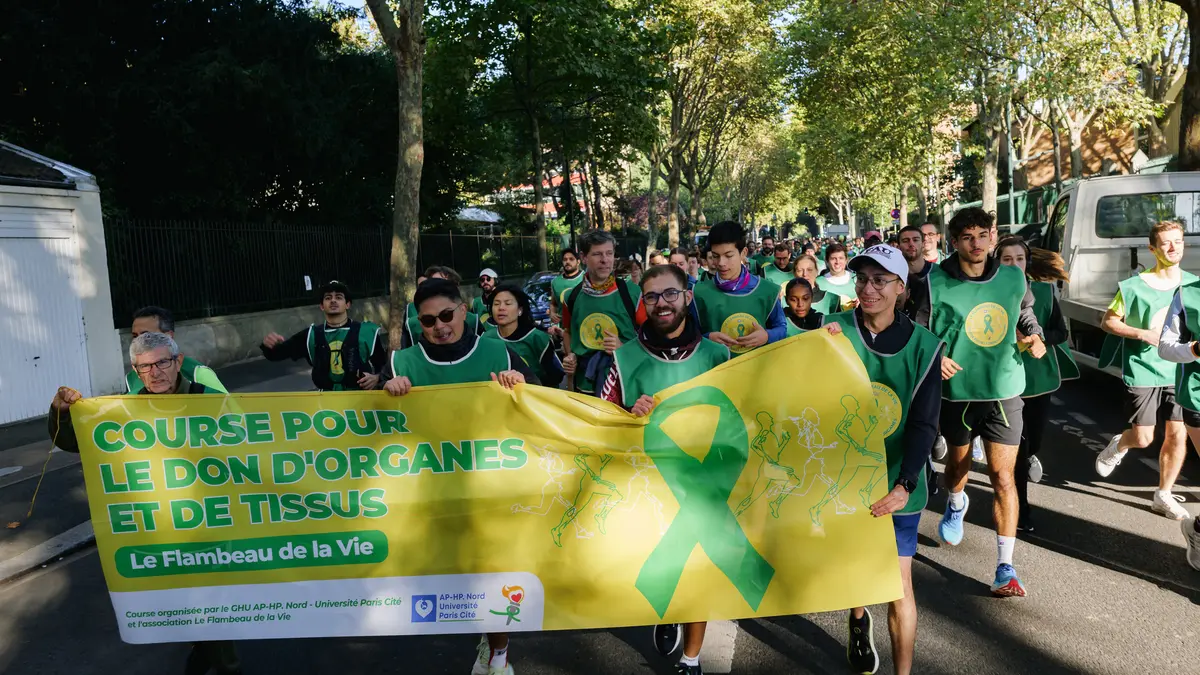 Course solidaire 8 km : le flambeau de la vie entre Clichy et Paris