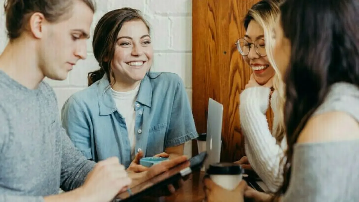 Bavardages : atelier de conversation en français