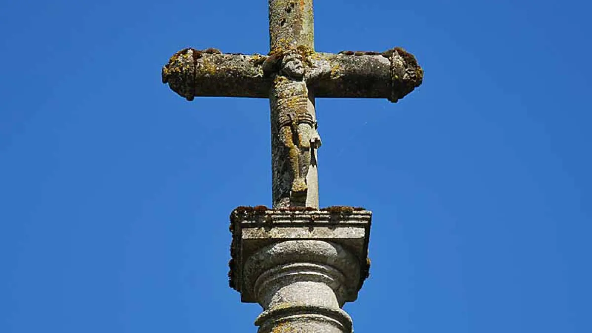 Croix de Montigny-le-Roi