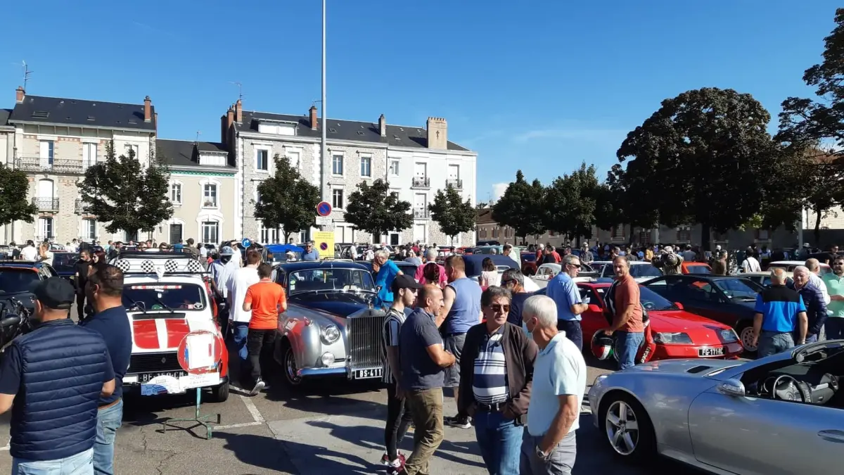 Les Rétromobiles