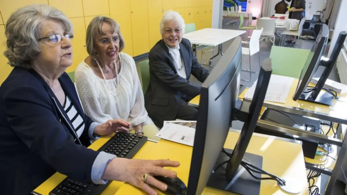 Ateliers pour seniors | @ssistance PC, Mac et tablettes numériques