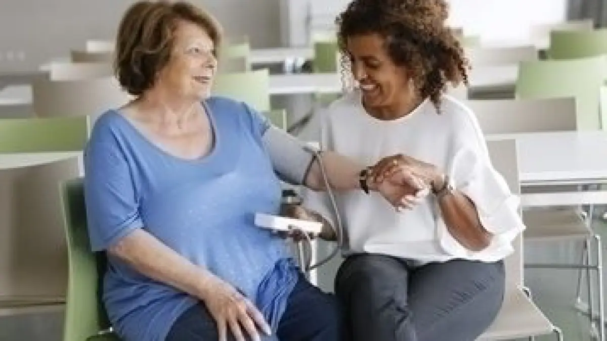 Seniors, prendre soin de sa santé | Permanences Info - santé