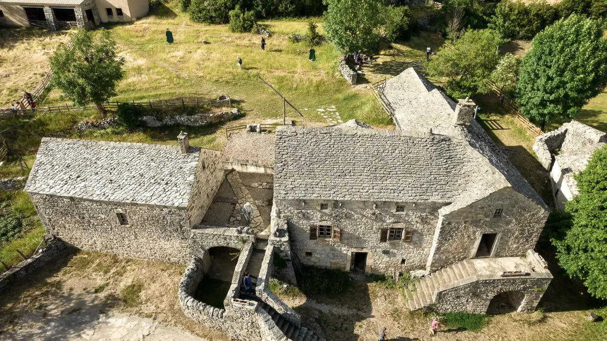 JOURNÉES EUROPÉENNES DU PATRIMOINE : L'ARCHITECTURE DE LA FERME CAUSSENARDE D'AUTREFOIS