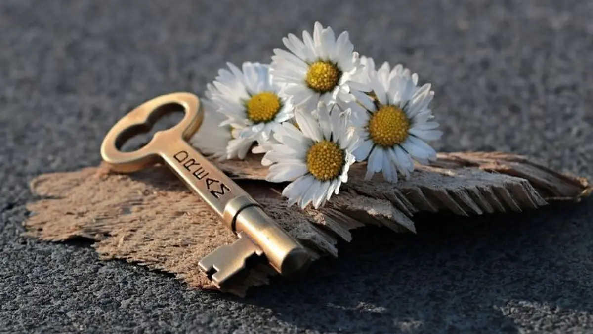 ISS-LES-MOULINEAUX : ✨DIY porte clefs : ♻️🔑 Atelier Upcycling