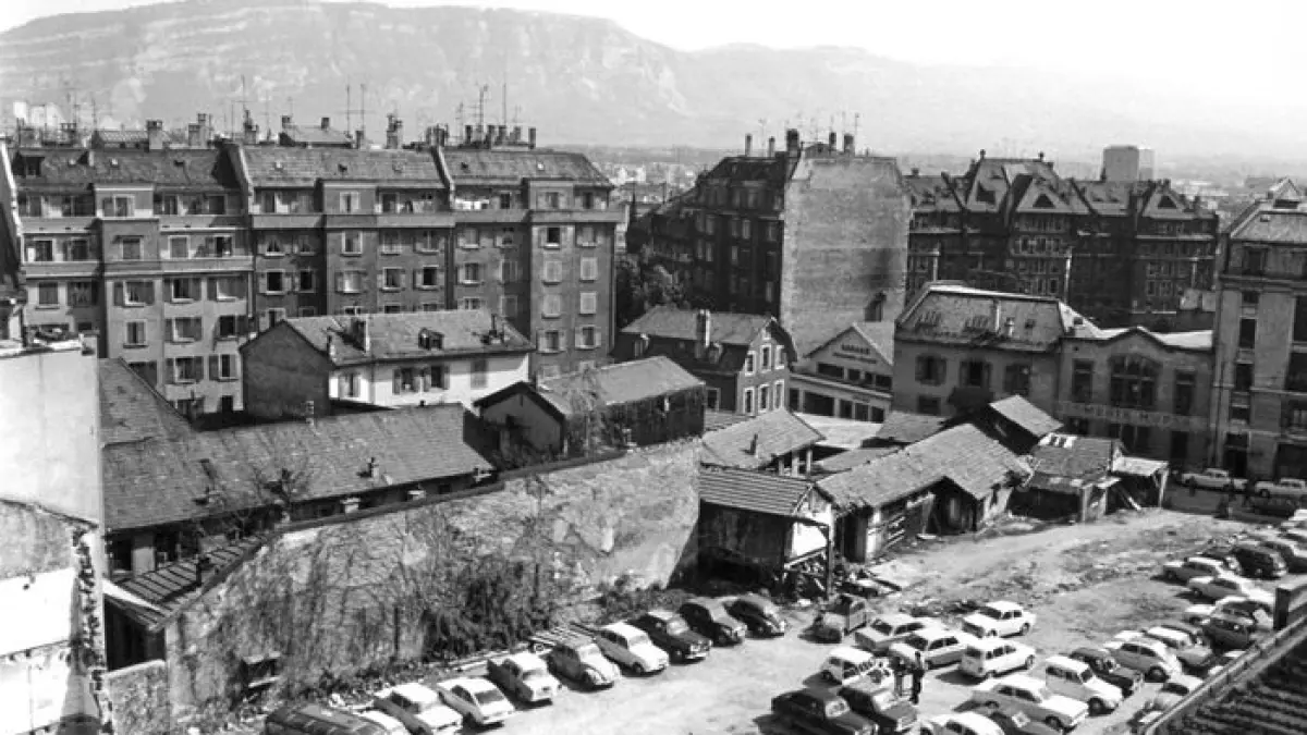 Cartes et mémoires du quartier